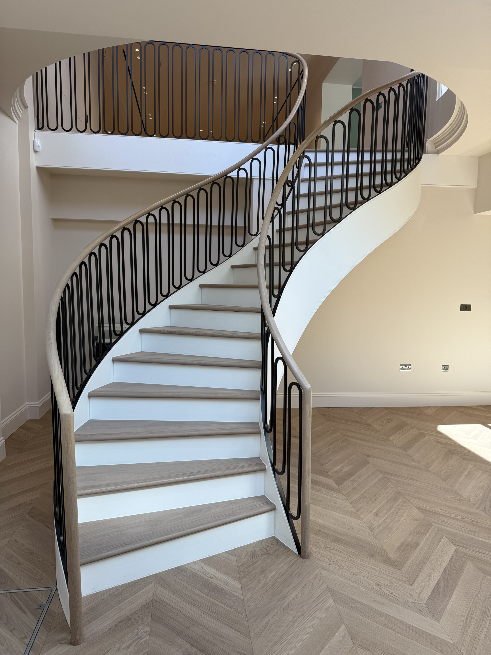 Bespoke staircase Curved staircase design - DDC London