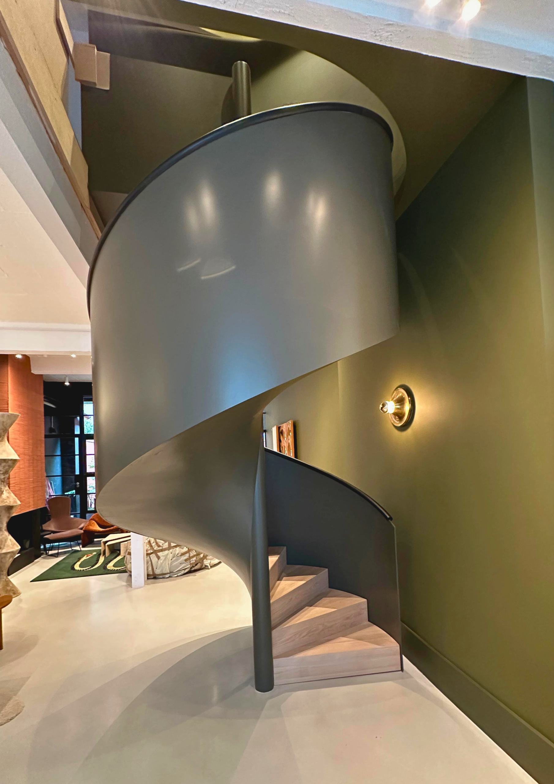 Spiral staircase – DDC London Spiral staircase - DDC London