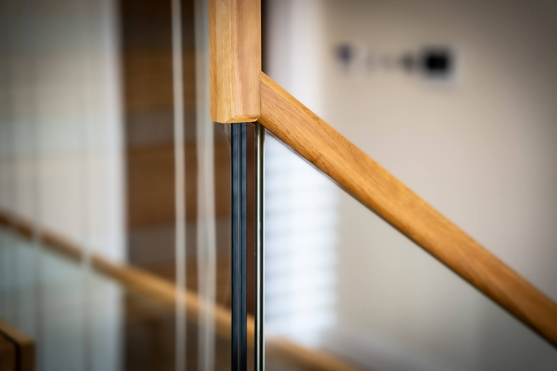 Banner Floating Staircase L Shaped (37) Banner Floating Staircase L Shaped (37)