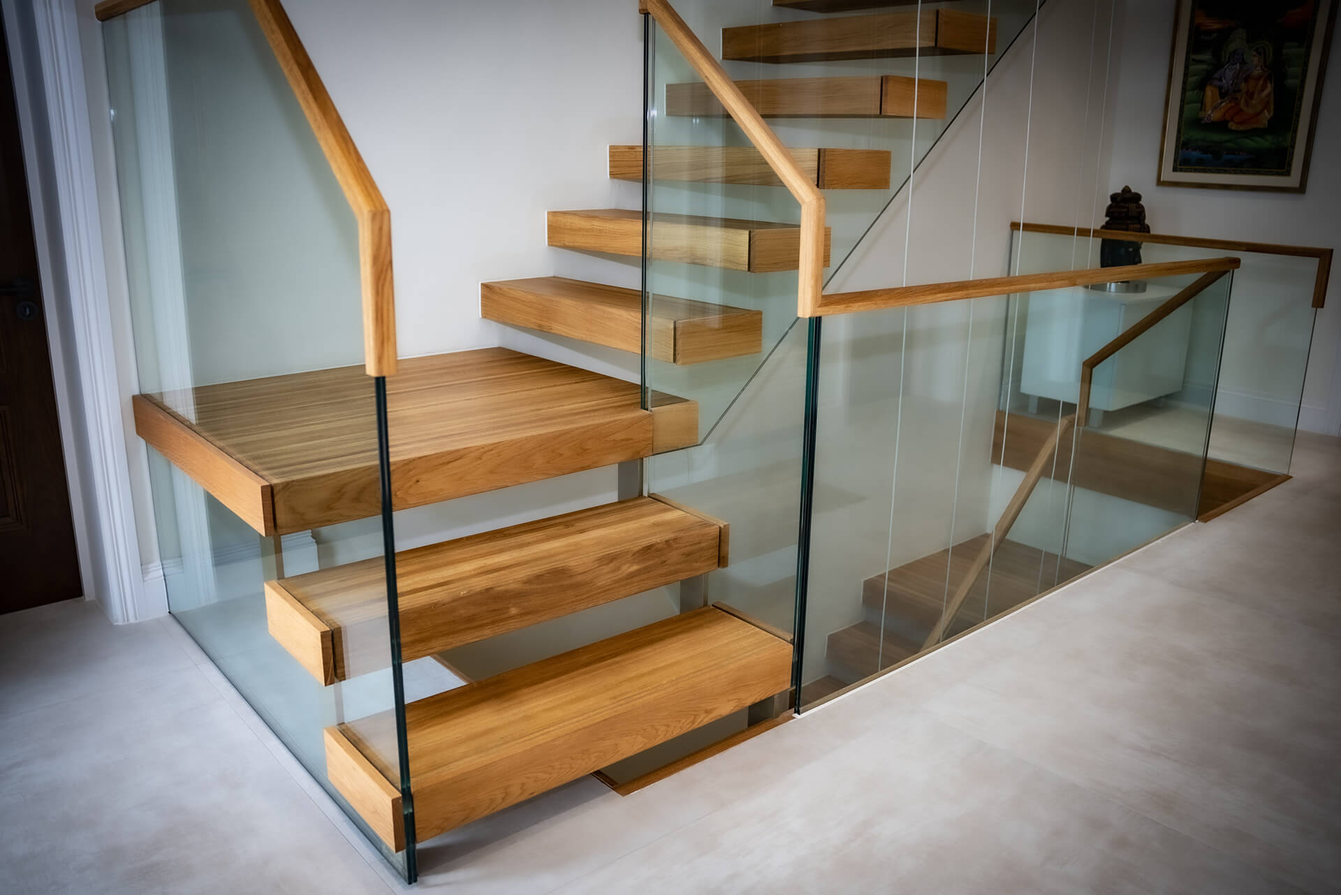 Banner Floating Staircase L Shaped (41) Banner Floating Staircase L Shaped (41)